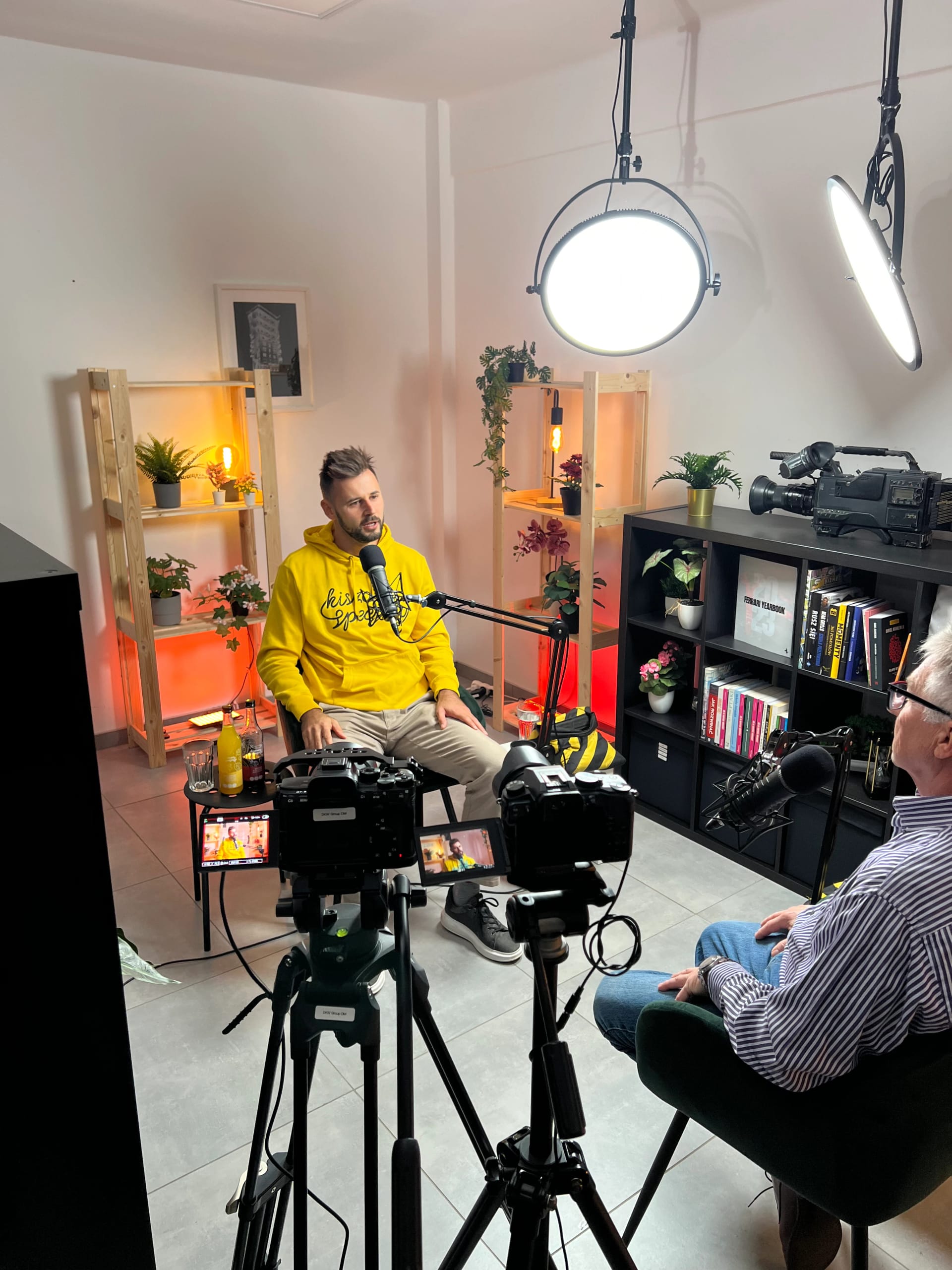 Studio podcastowe – oświetlenie i sprzęt